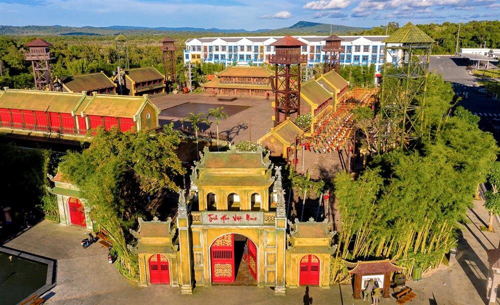 Tinh hoa Việt Nam - Grand World Phú Quốc