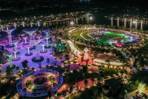 Công viên ánh sáng Vinhome Grand Park