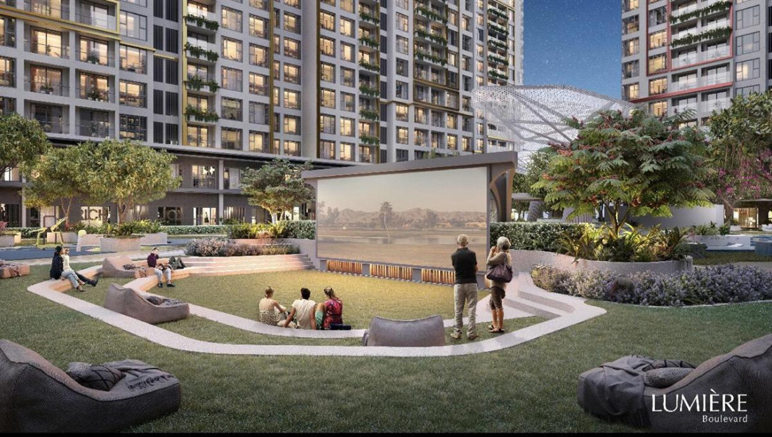 Rạp chiếu phim ngoài trơif  Lumiere Boulevard  quận 2