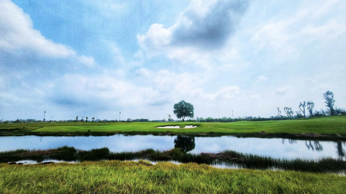 Hình ảnh thực tế sân golf 2